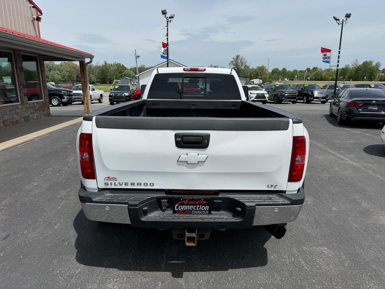Chevrolet Silverado 3500HD 4WD Crew Cab 167.7" LTZ 2013