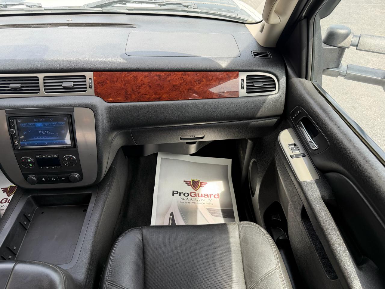 Chevrolet Silverado 3500HD 4WD Crew Cab 167.7" LTZ 2013