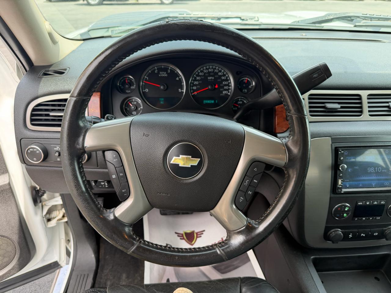 Chevrolet Silverado 3500HD 4WD Crew Cab 167.7" LTZ 2013