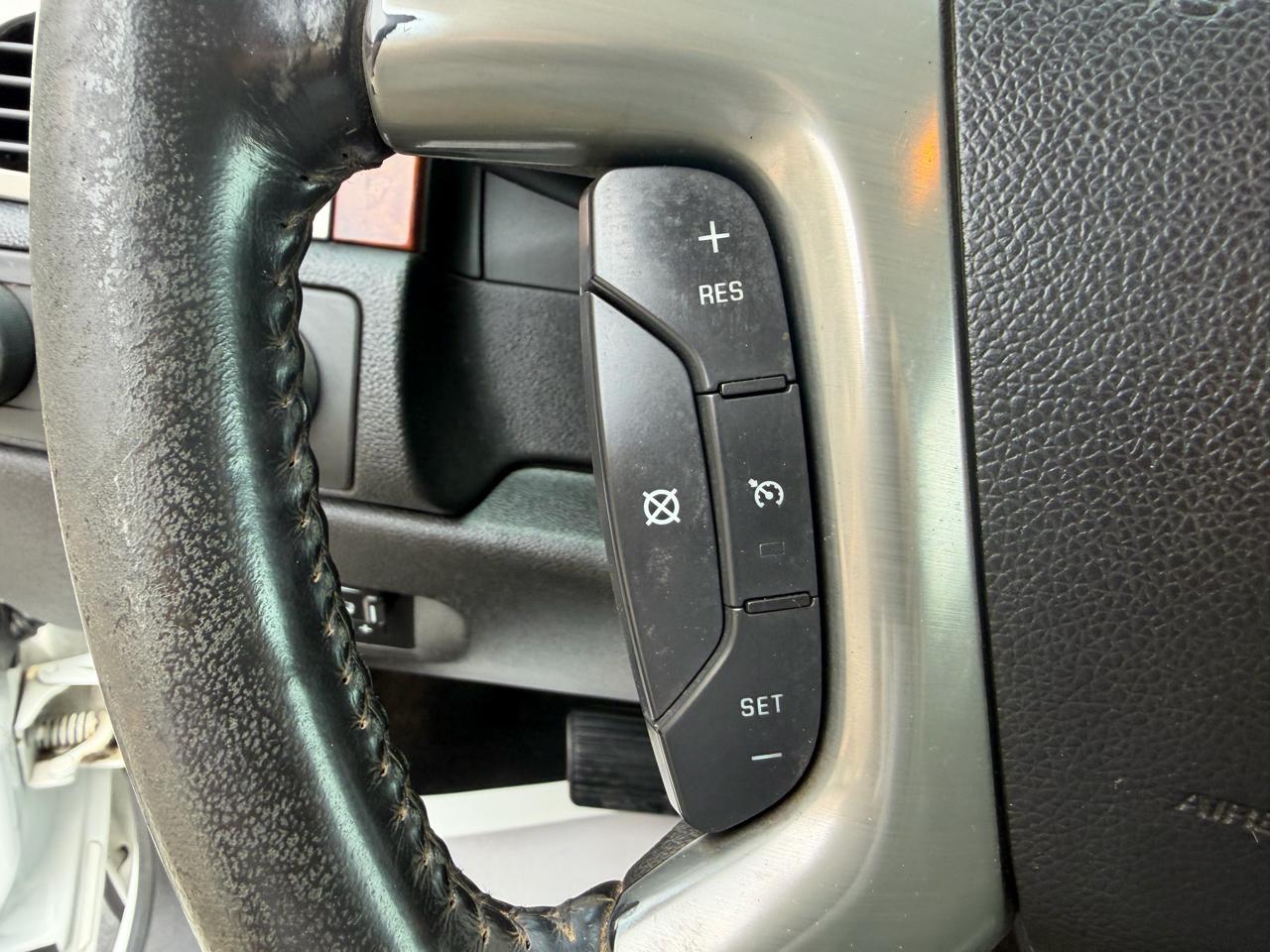 Chevrolet Silverado 3500HD 4WD Crew Cab 167.7" LTZ 2013