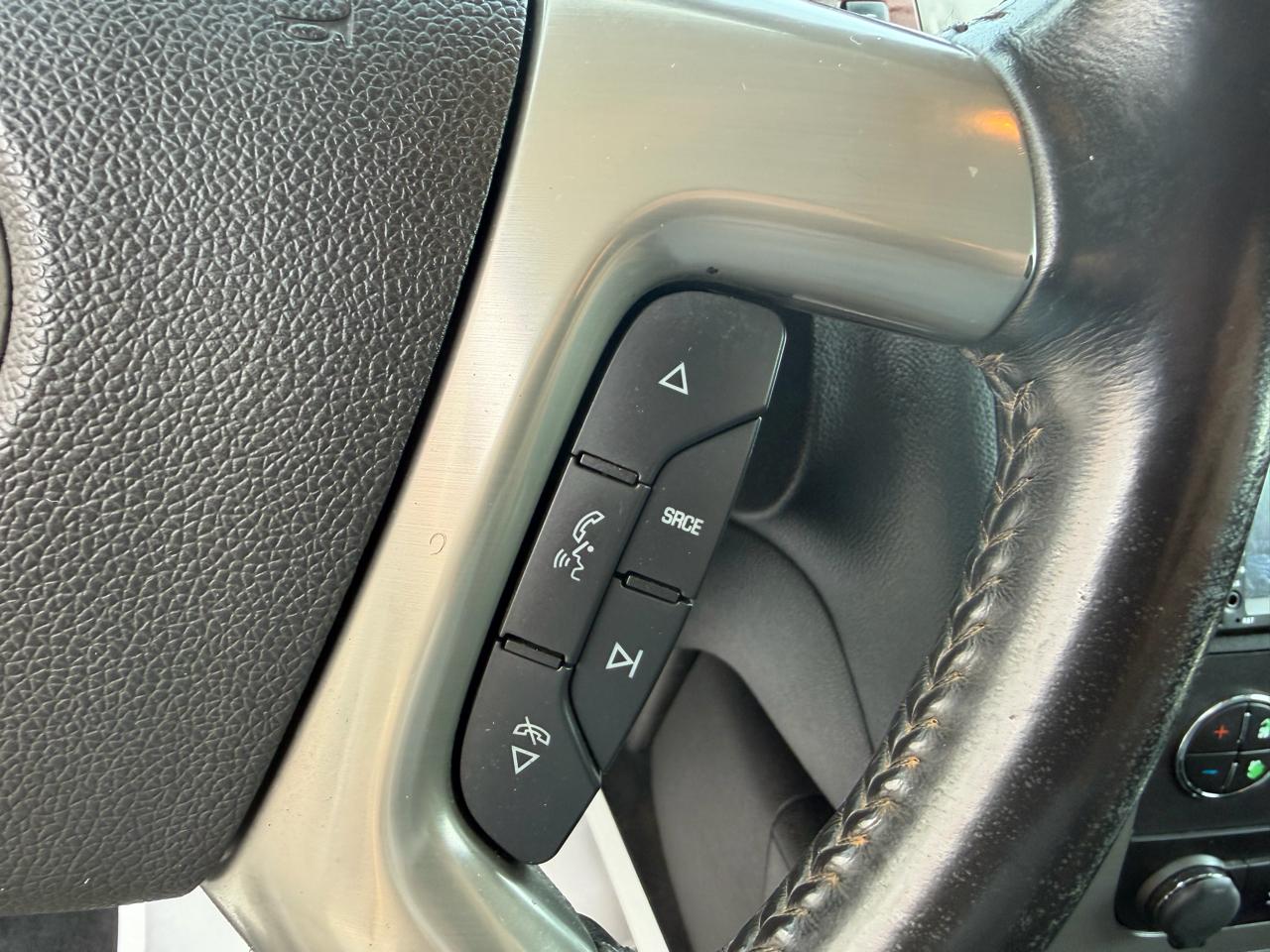 Chevrolet Silverado 3500HD 4WD Crew Cab 167.7" LTZ 2013