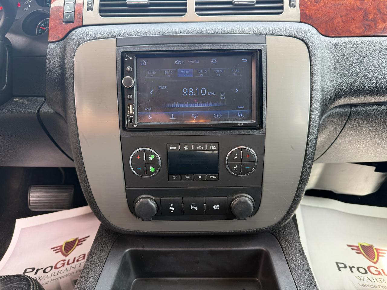 Chevrolet Silverado 3500HD 4WD Crew Cab 167.7" LTZ 2013