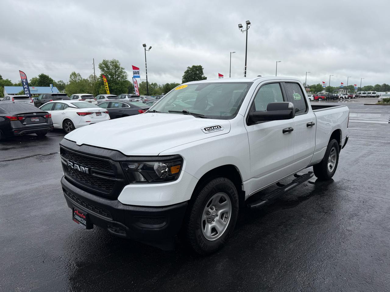 RAM 1500 2WD Quad Cab 140.5" Tradesman 2024
