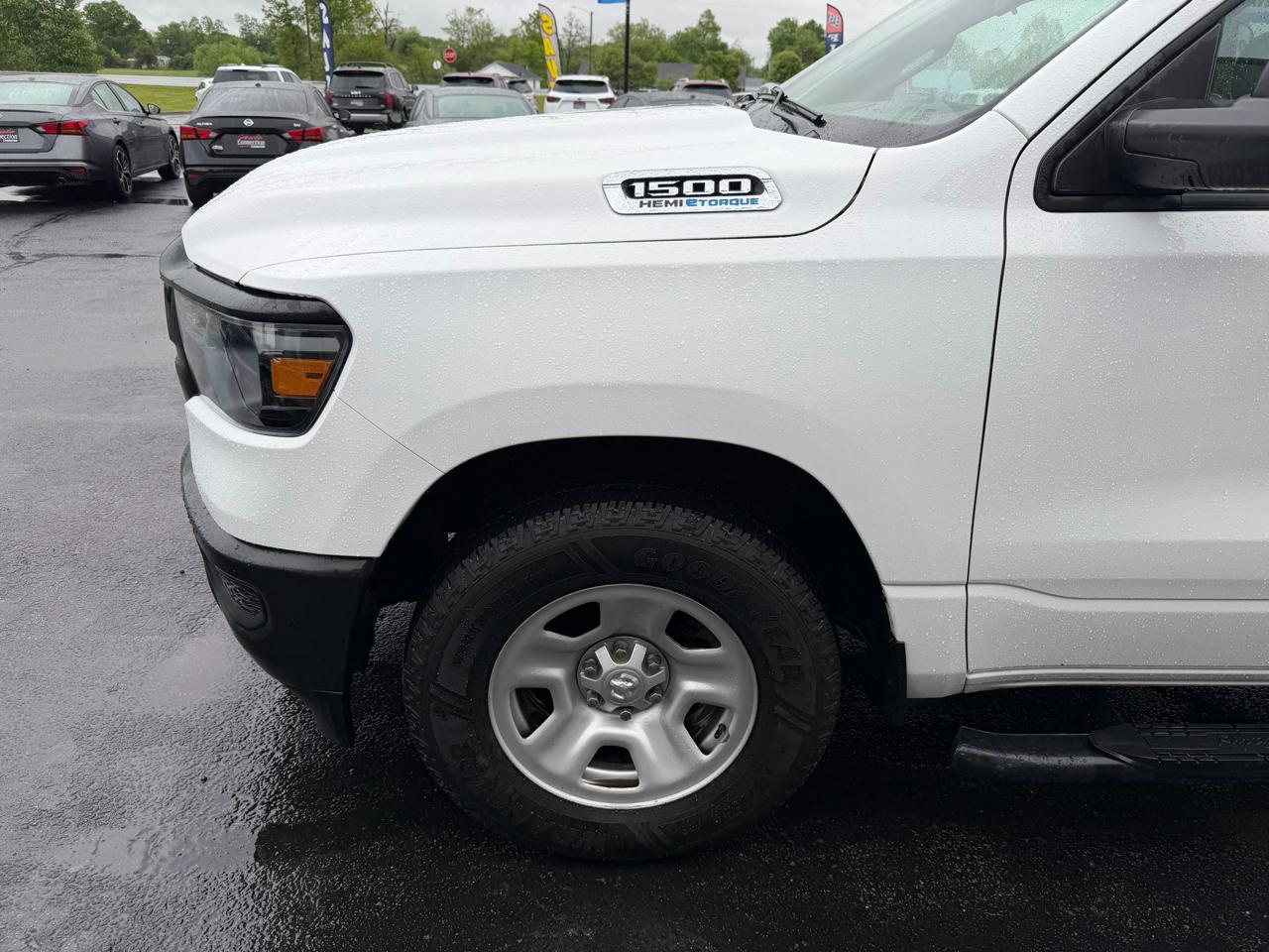 RAM 1500 2WD Quad Cab 140.5" Tradesman 2024