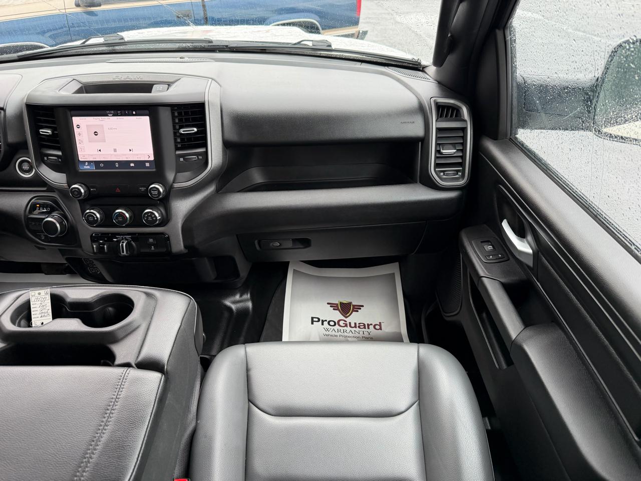 RAM 1500 2WD Quad Cab 140.5" Tradesman 2024