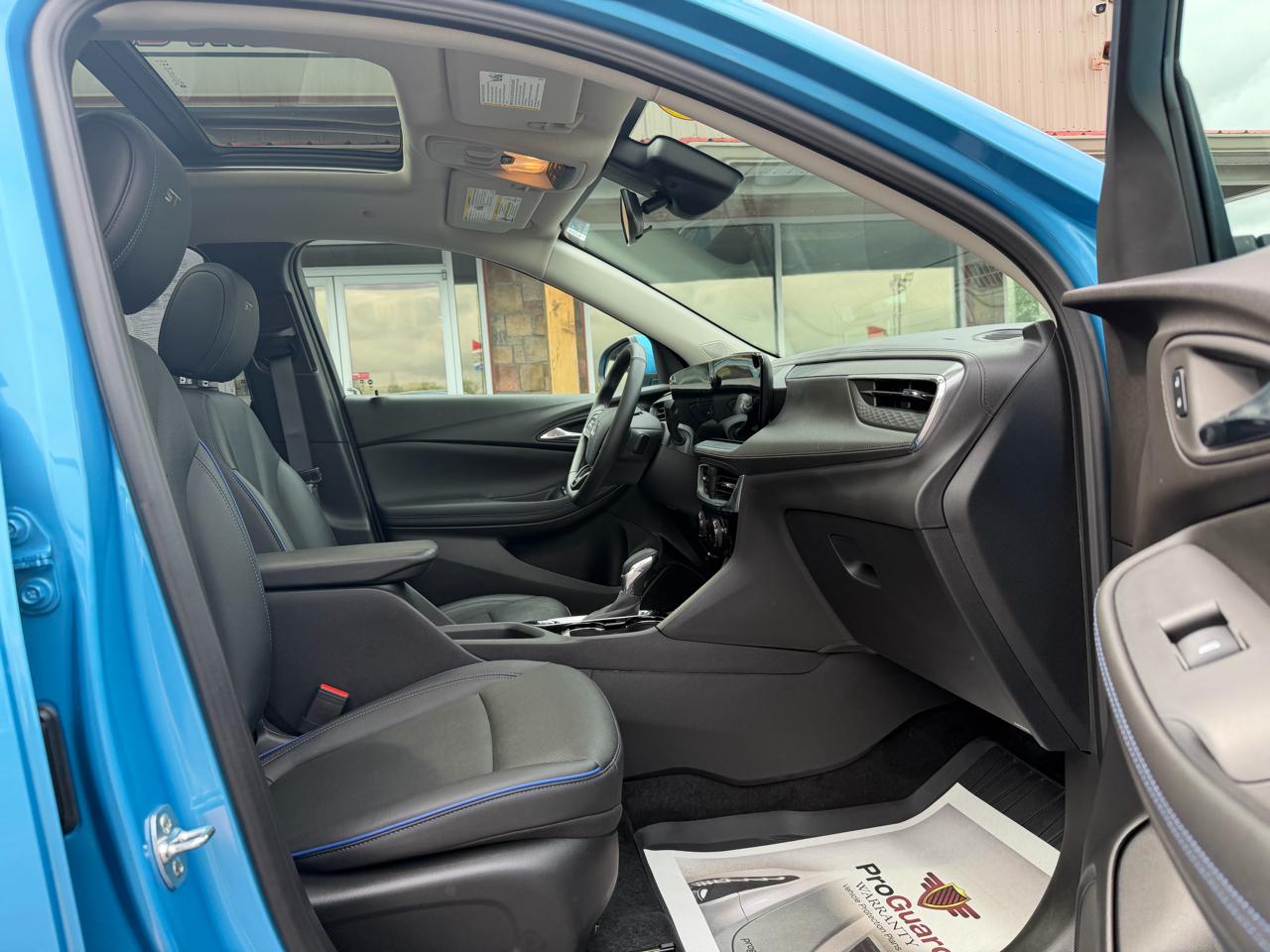 Buick Encore GX AWD 4dr Sport Touring 2025