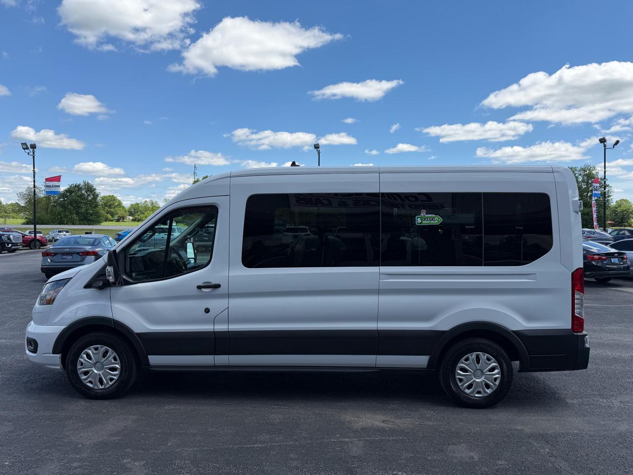 Ford Transit Passenger Wagon T-350 148" Med Roof XLT RWD 2023