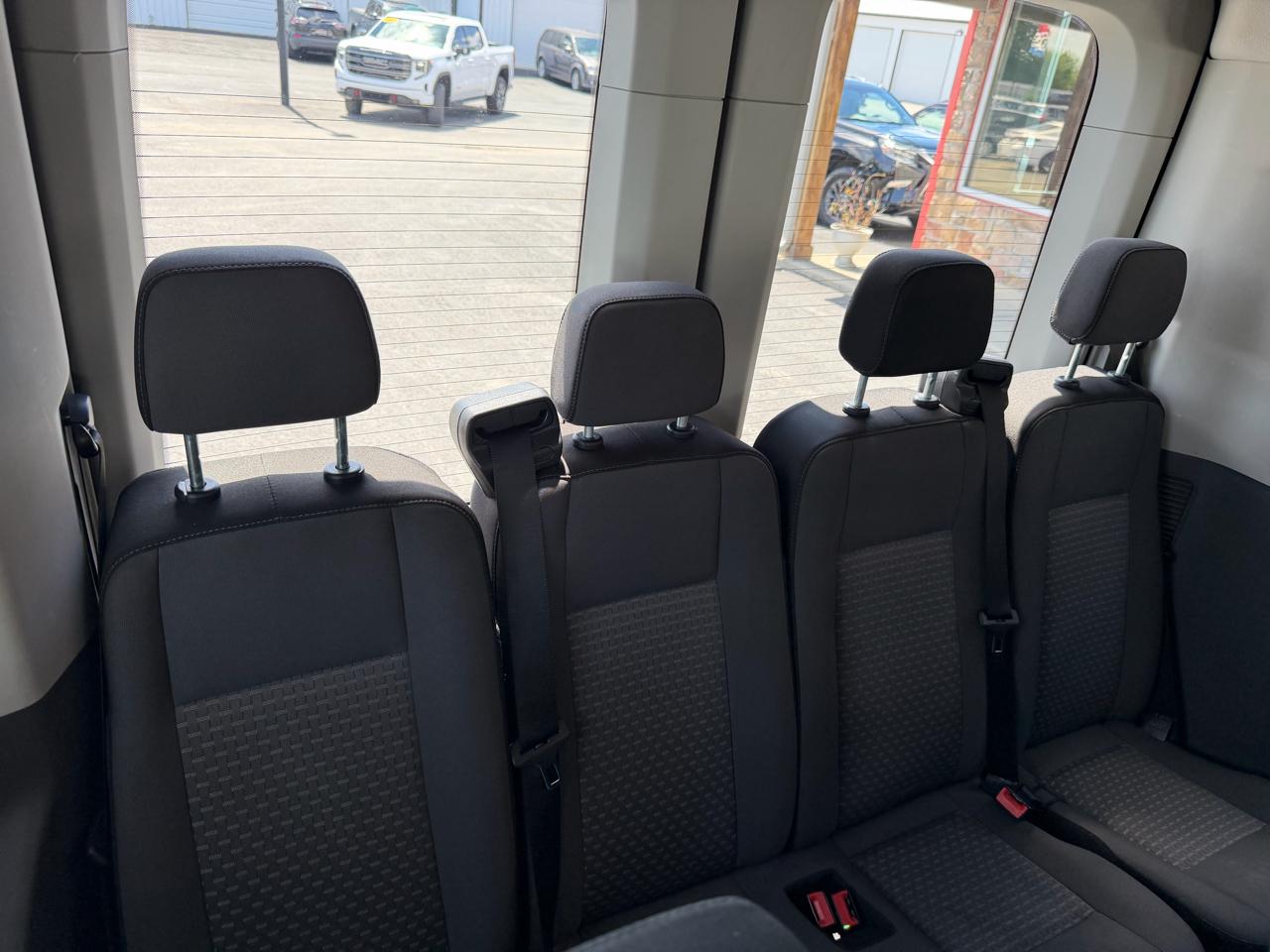 Ford Transit Passenger Wagon T-350 148" Med Roof XLT RWD 2023