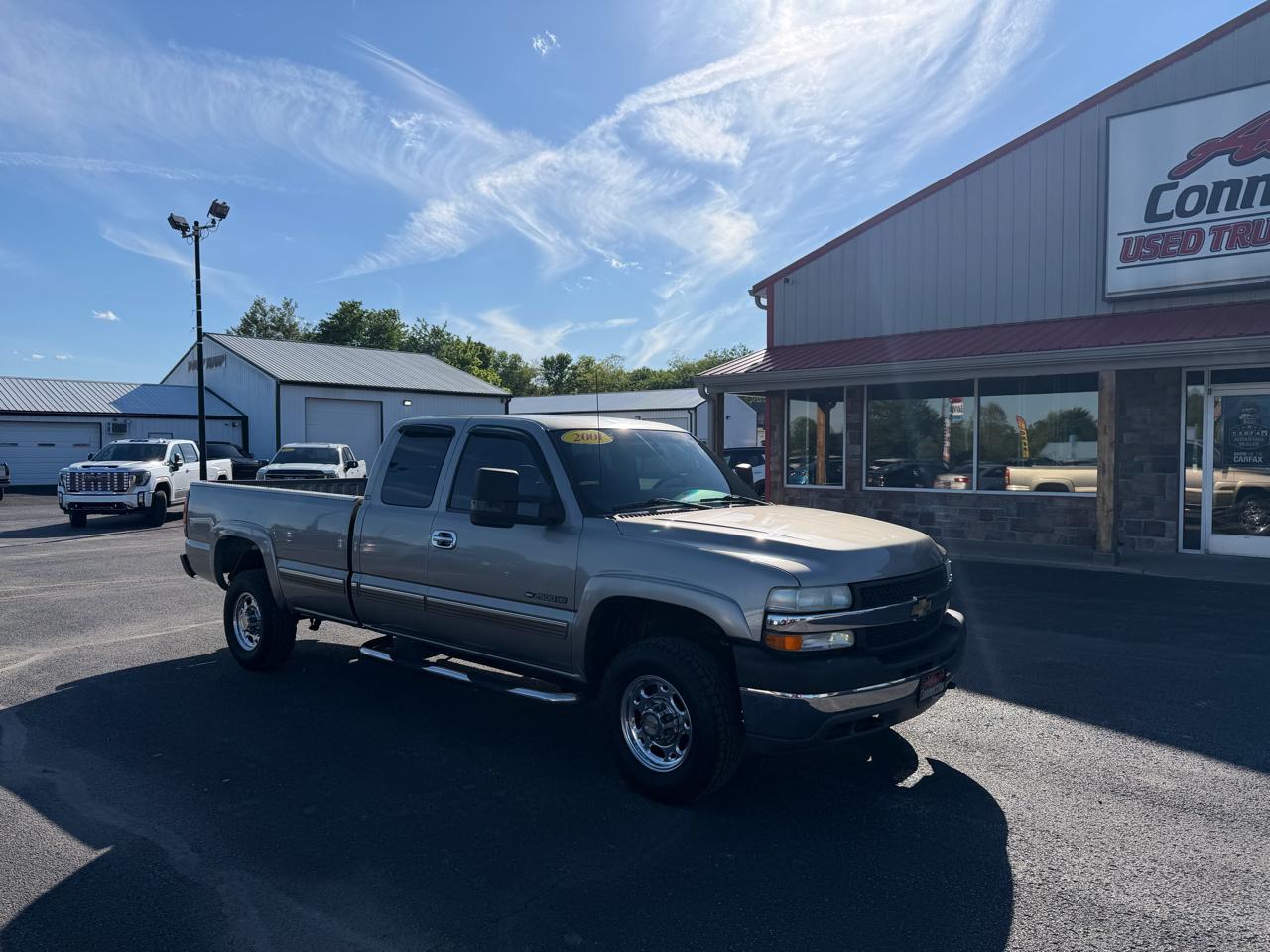 2001 Chevrolet Silverado 2500HD Ext Cab 157.5" WB LS