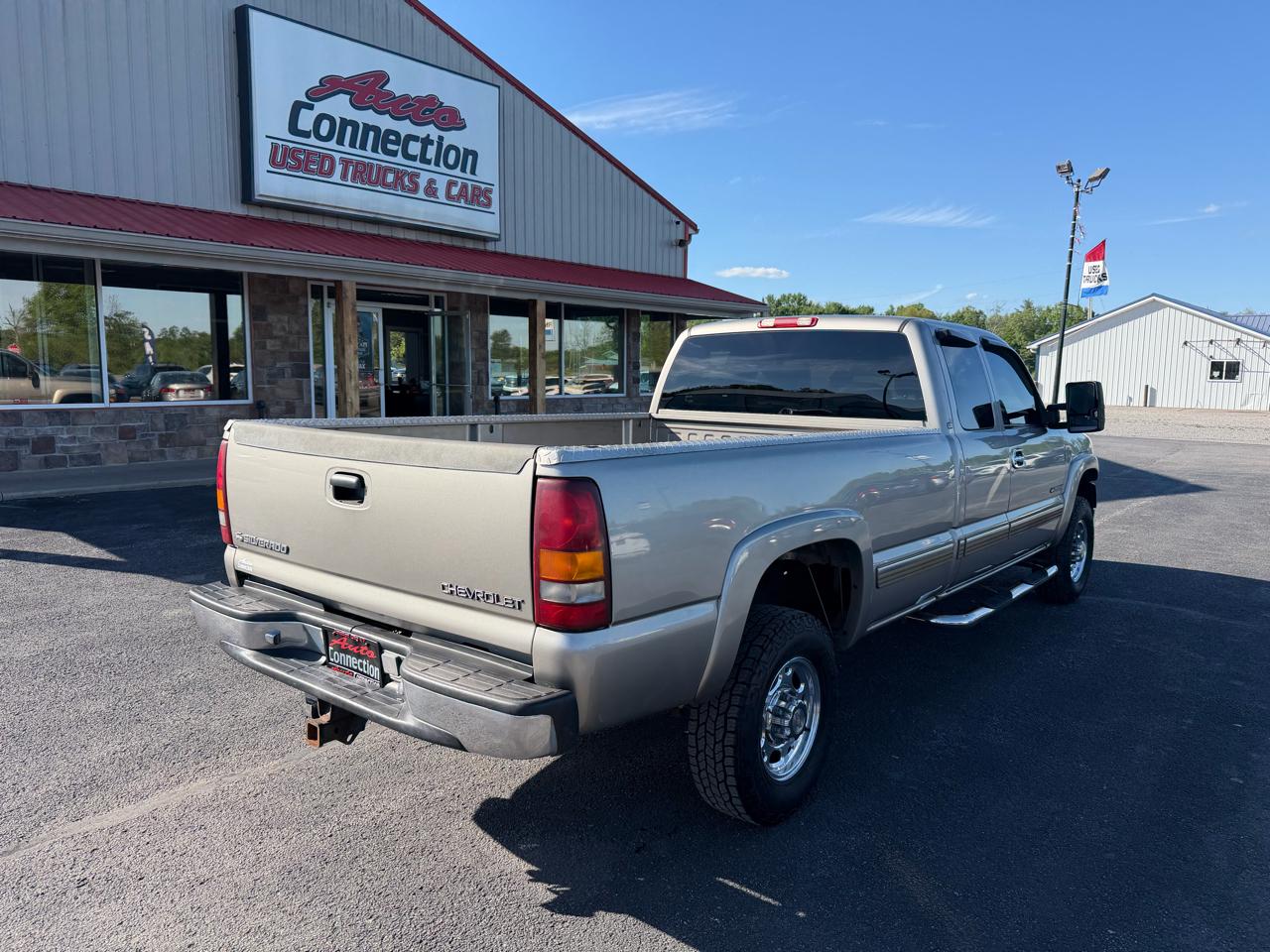 Chevrolet Silverado 2500HD Ext Cab 157.5" WB LS 2001