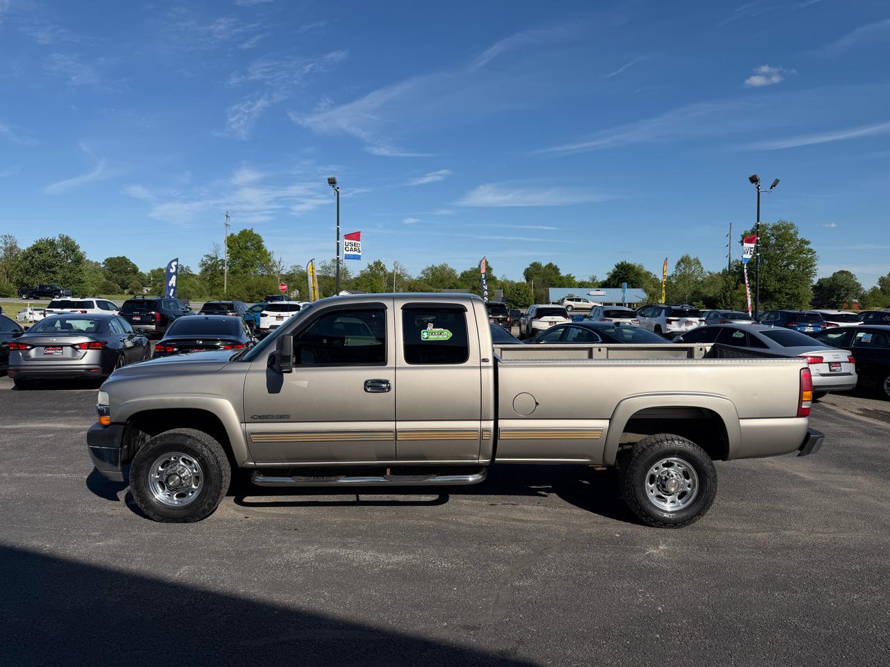 Chevrolet Silverado 2500HD Ext Cab 157.5" WB LS 2001