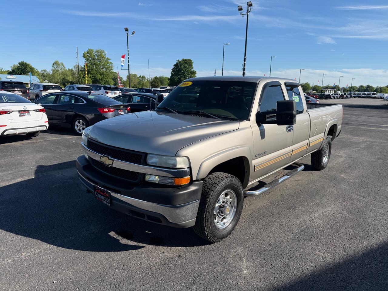 Chevrolet Silverado 2500HD Ext Cab 157.5" WB LS 2001