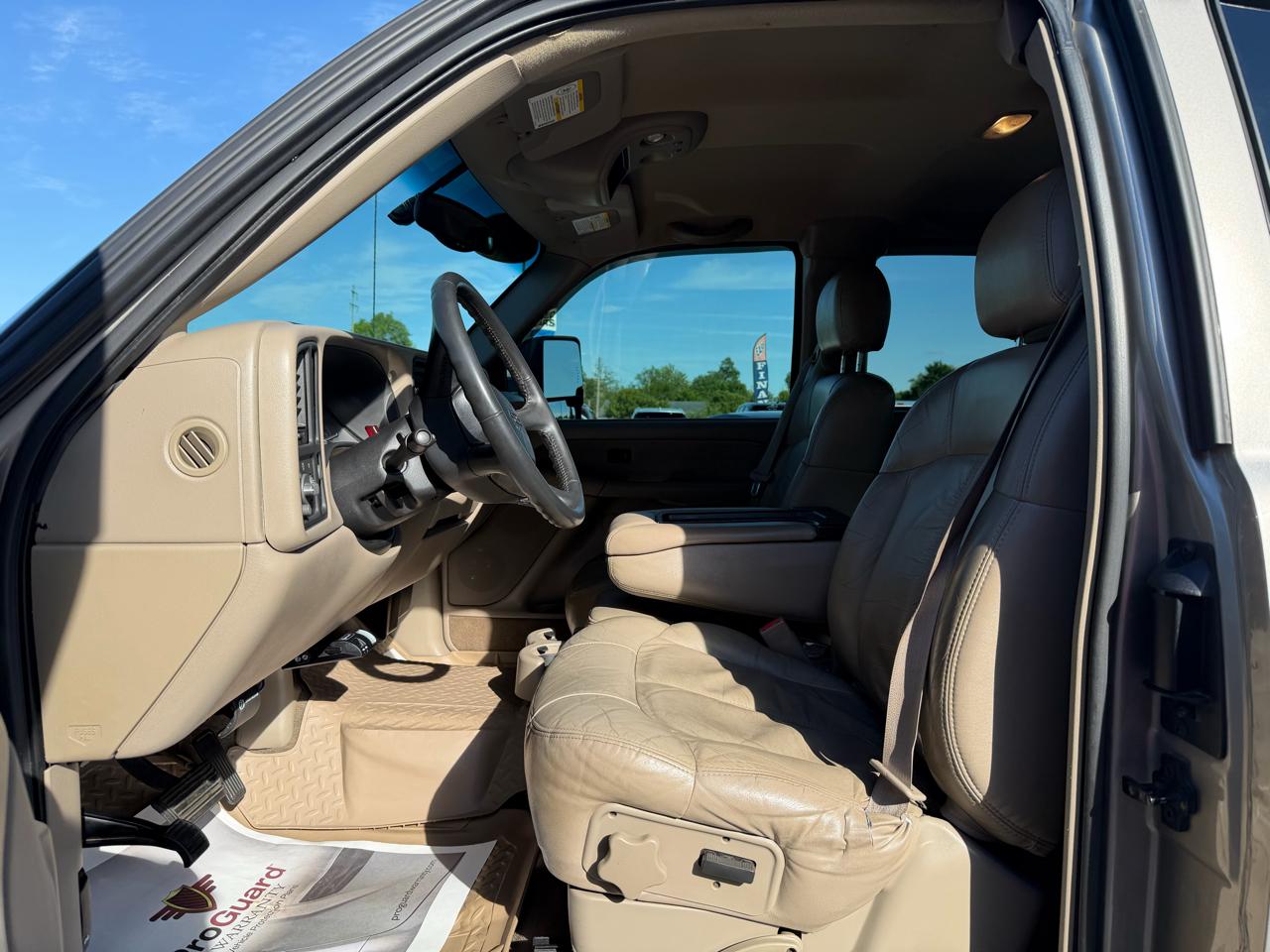 Chevrolet Silverado 2500HD Ext Cab 157.5" WB LS 2001
