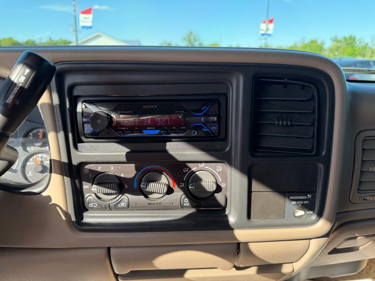 Chevrolet Silverado 2500HD Ext Cab 157.5" WB LS 2001