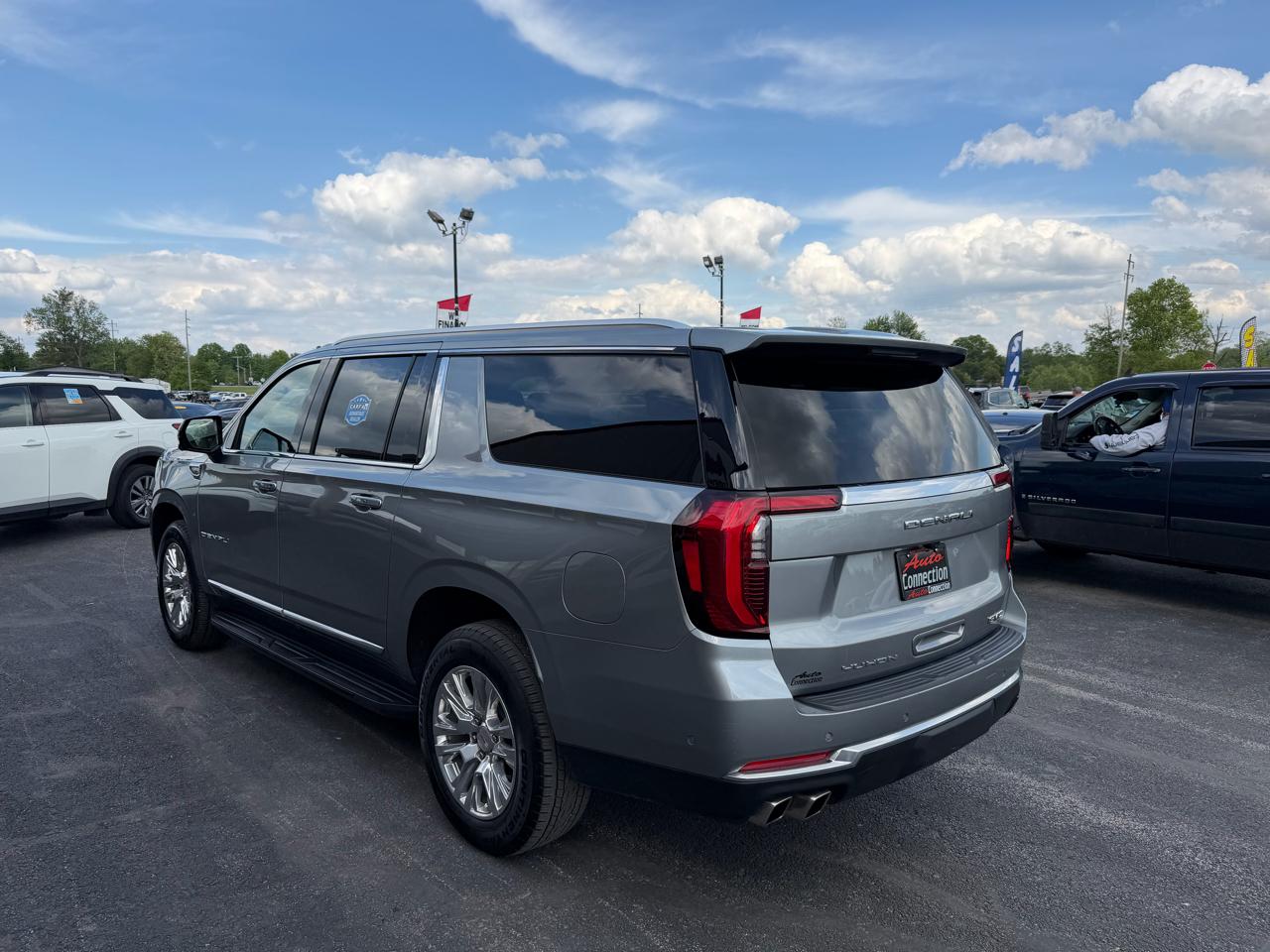 GMC Yukon XL 4WD 4dr Denali 2025