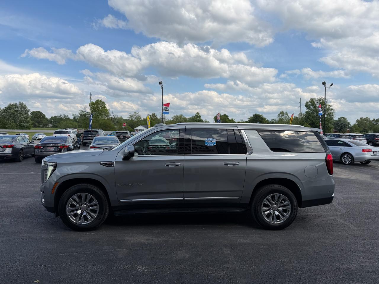 GMC Yukon XL 4WD 4dr Denali 2025