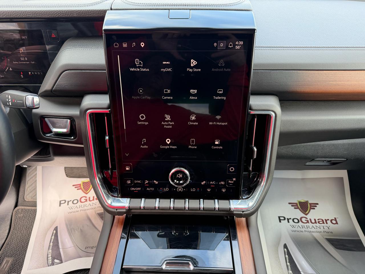 GMC Yukon XL 4WD 4dr Denali 2025