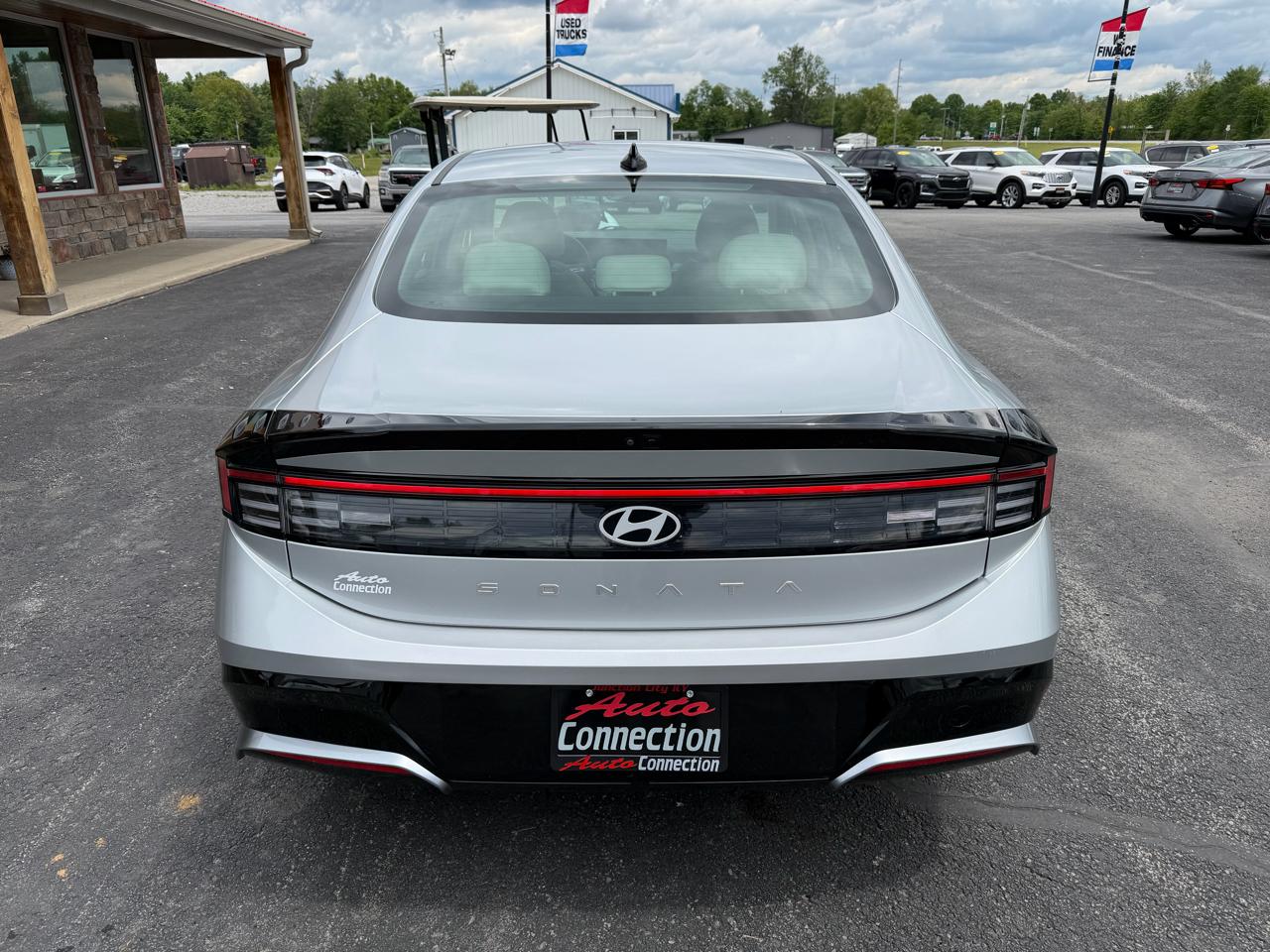 Hyundai Sonata SEL FWD 2025