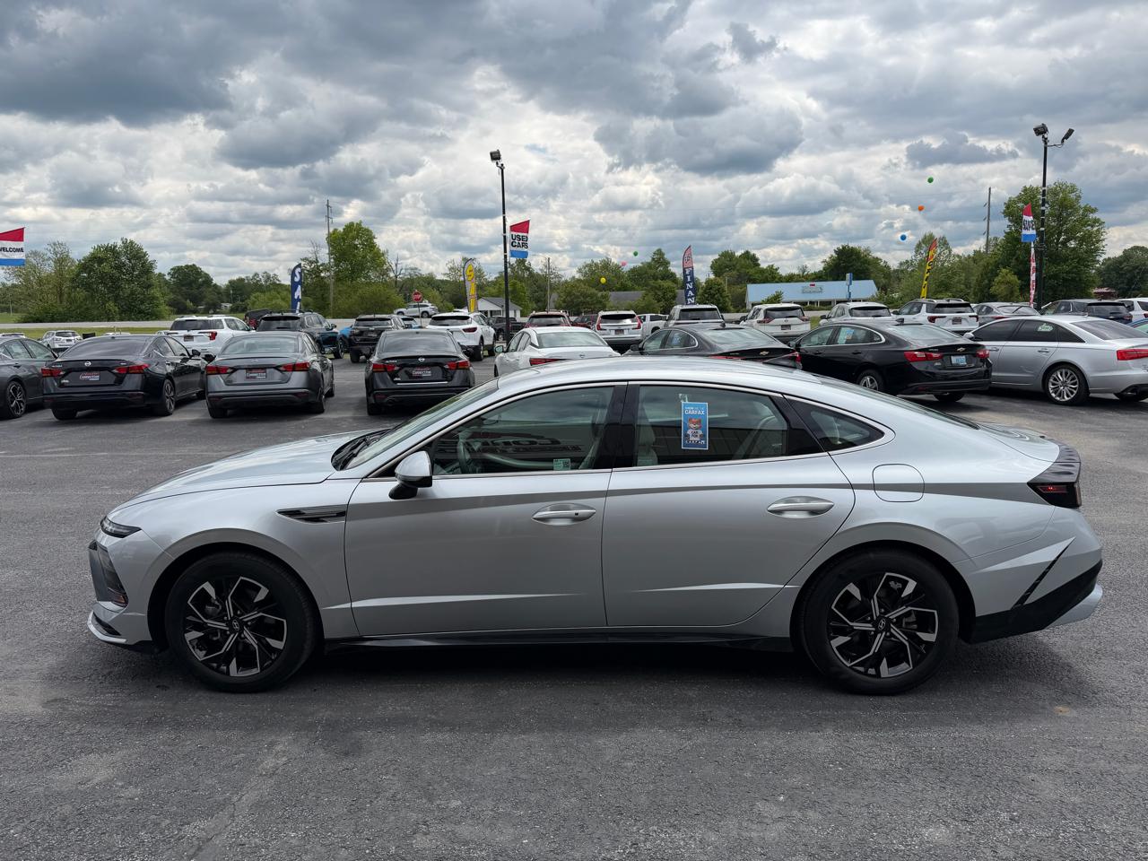 Hyundai Sonata SEL FWD 2025