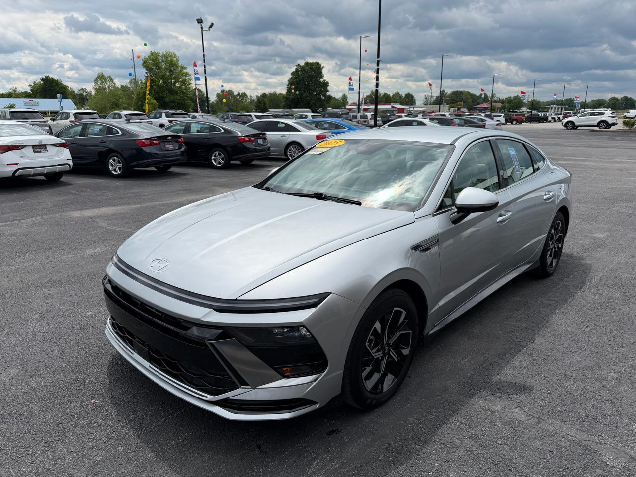 Hyundai Sonata SEL FWD 2025