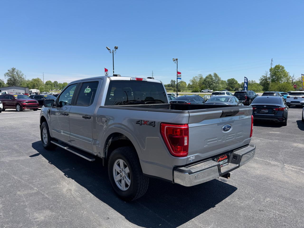 Ford F-150 4WD SuperCrew 145" XLT 2021