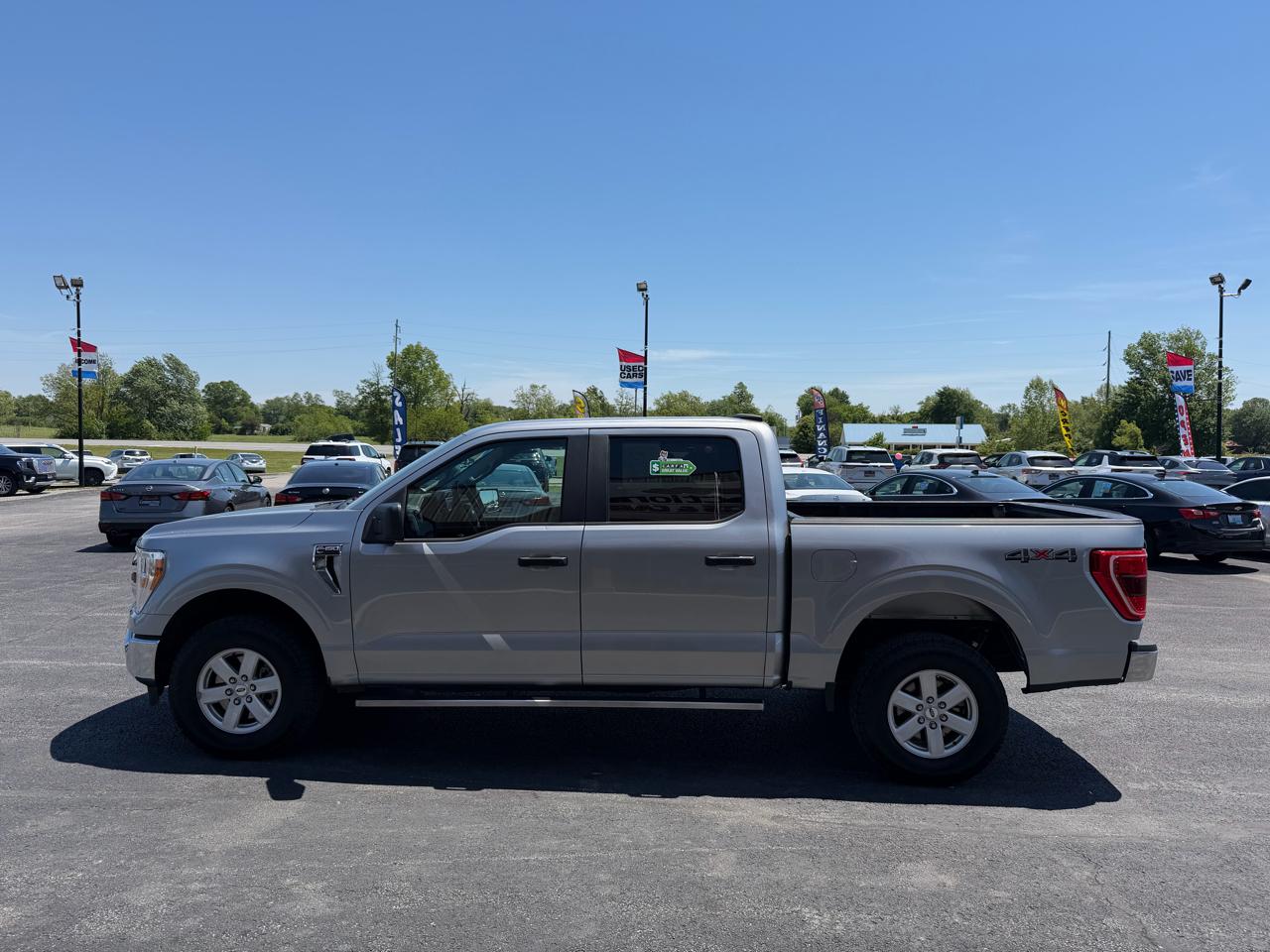Ford F-150 4WD SuperCrew 145" XLT 2021