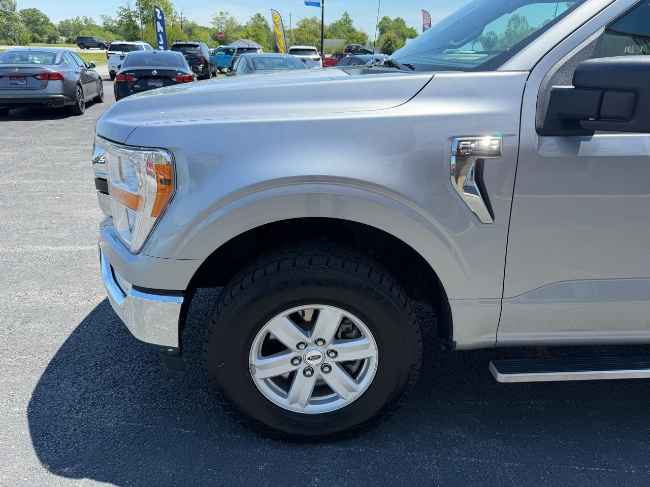 Ford F-150 4WD SuperCrew 145" XLT 2021