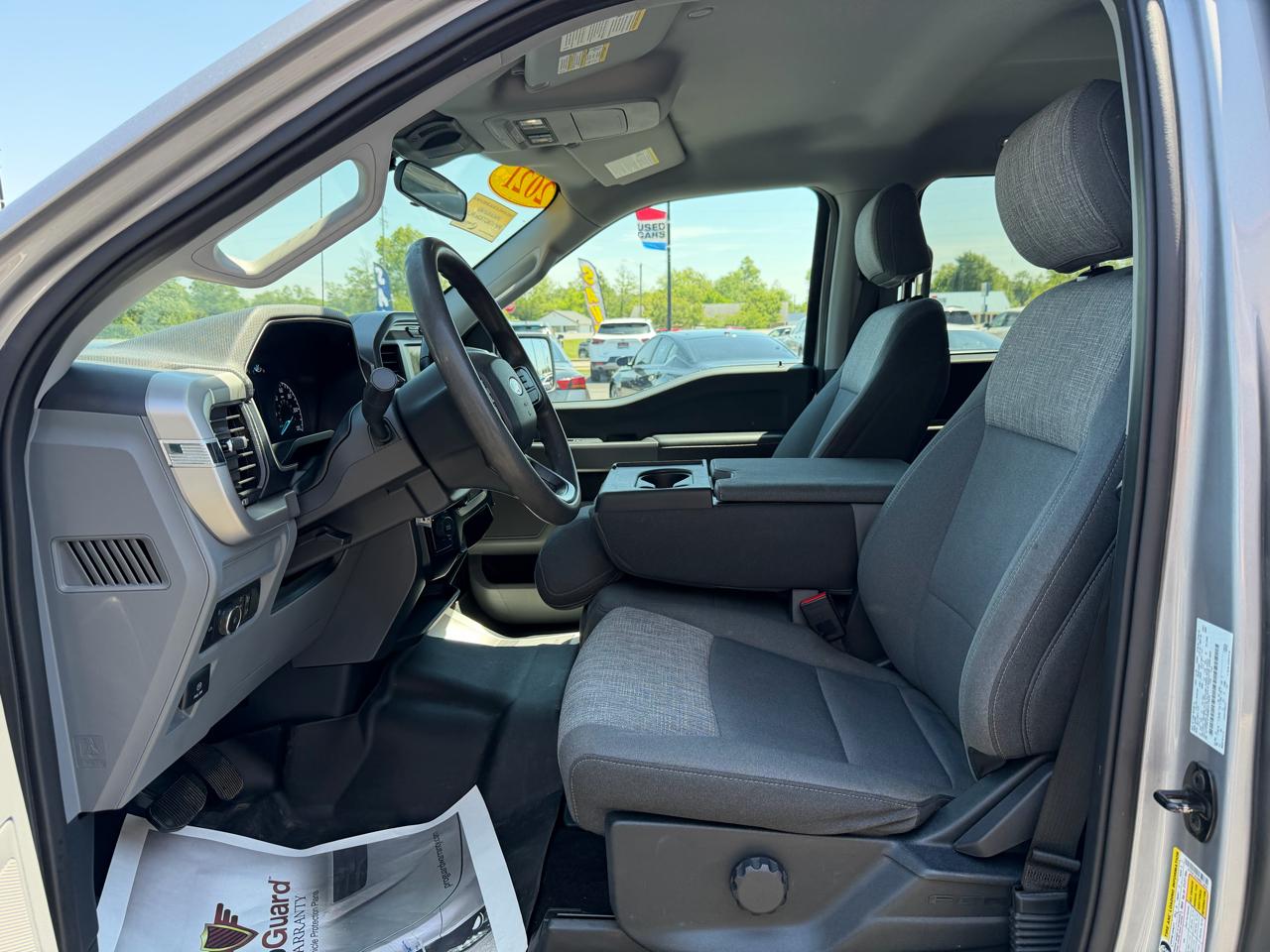 Ford F-150 4WD SuperCrew 145" XLT 2021