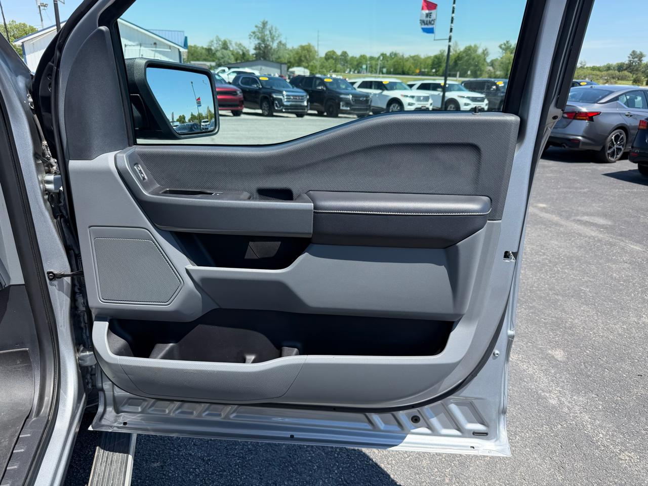 Ford F-150 4WD SuperCrew 145" XLT 2021