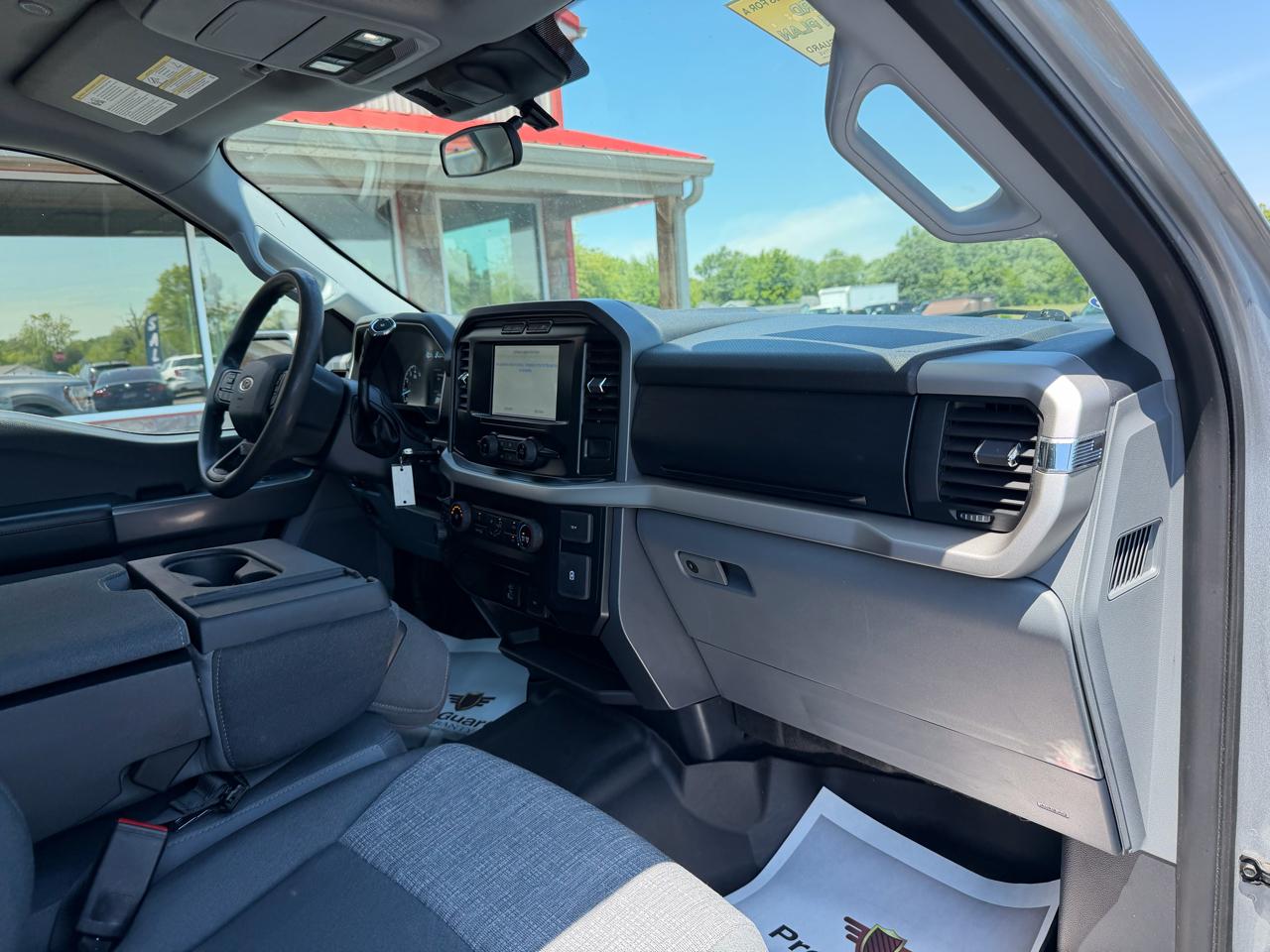 Ford F-150 4WD SuperCrew 145" XLT 2021