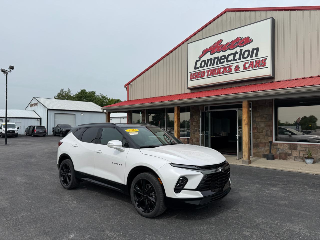 2025 Chevrolet Blazer AWD 4dr RS