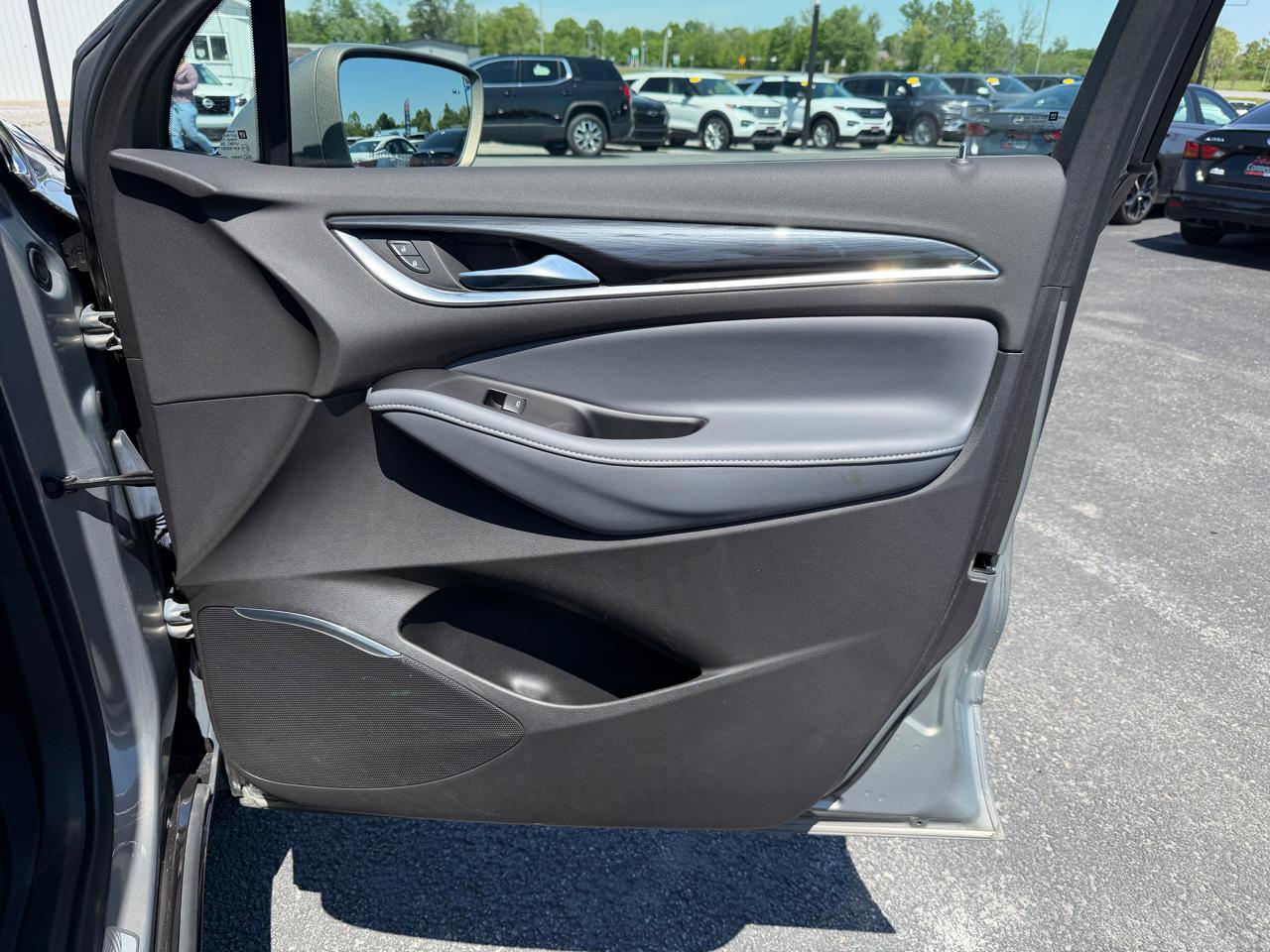 Buick Enclave AWD 4dr Essence 2019