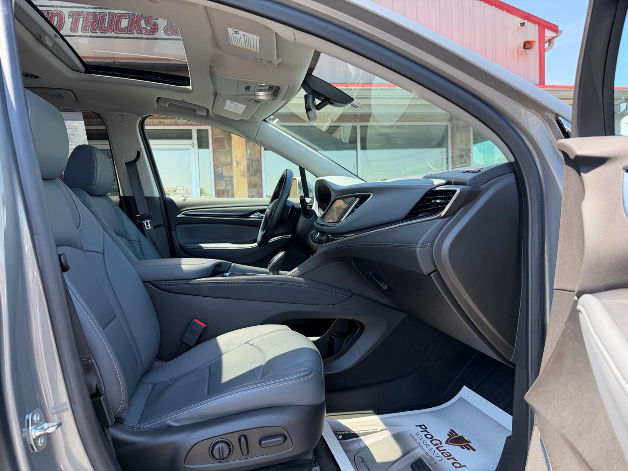 Buick Enclave AWD 4dr Essence 2019