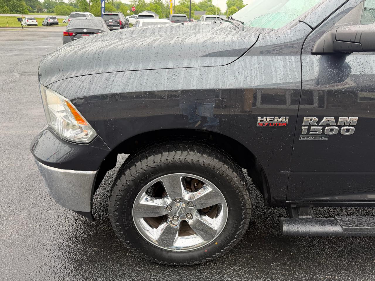 RAM 1500 Classic Tradesman 4x4 Reg Cab 8' Box 2019