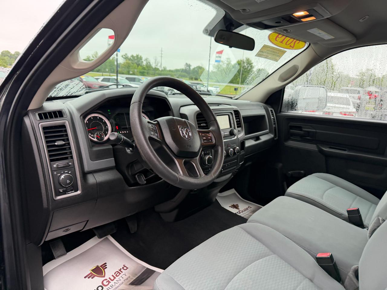 RAM 1500 Classic Tradesman 4x4 Reg Cab 8' Box 2019