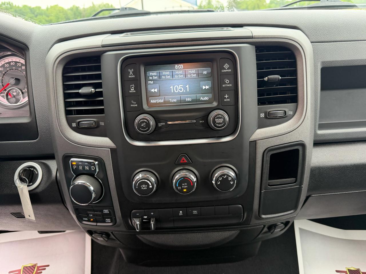 RAM 1500 Classic Tradesman 4x4 Reg Cab 8' Box 2019