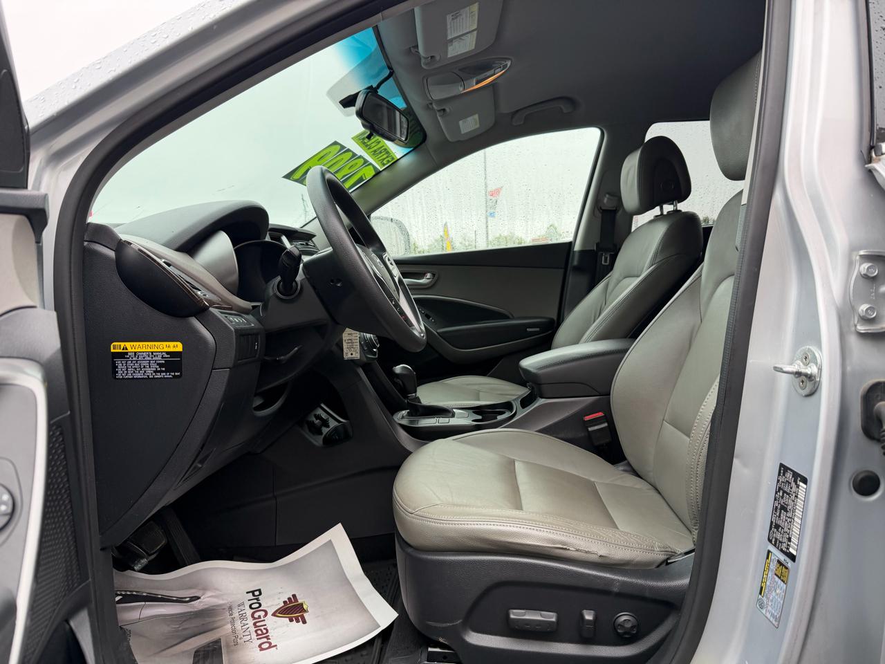 Hyundai Santa Fe SE 3.3L Auto AWD 2017
