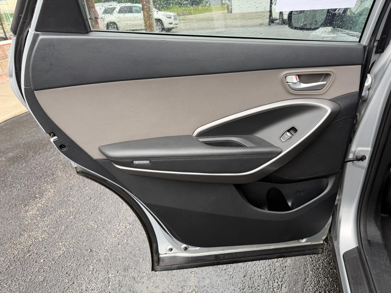 Hyundai Santa Fe SE 3.3L Auto AWD 2017