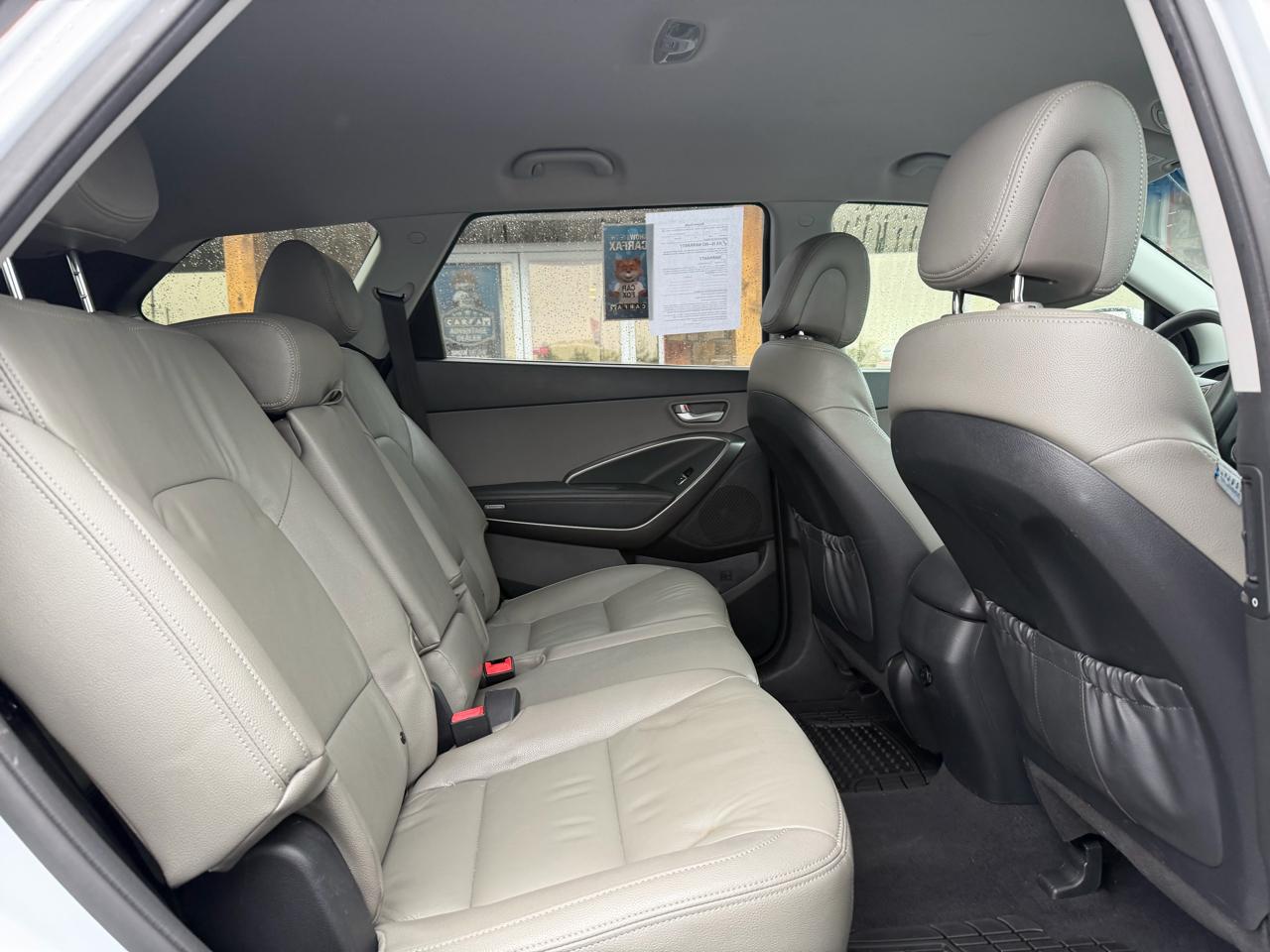 Hyundai Santa Fe SE 3.3L Auto AWD 2017