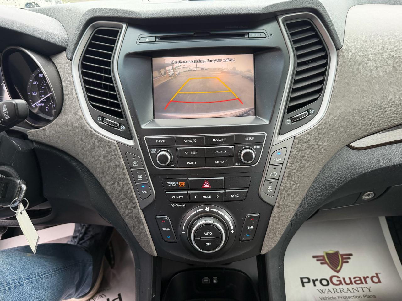 Hyundai Santa Fe SE 3.3L Auto AWD 2017