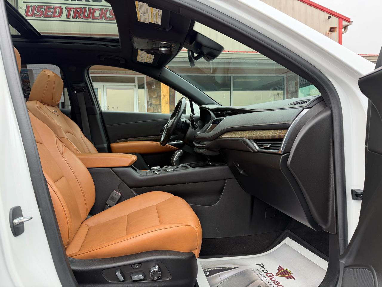Cadillac XT4 AWD 4dr Premium Luxury 2019