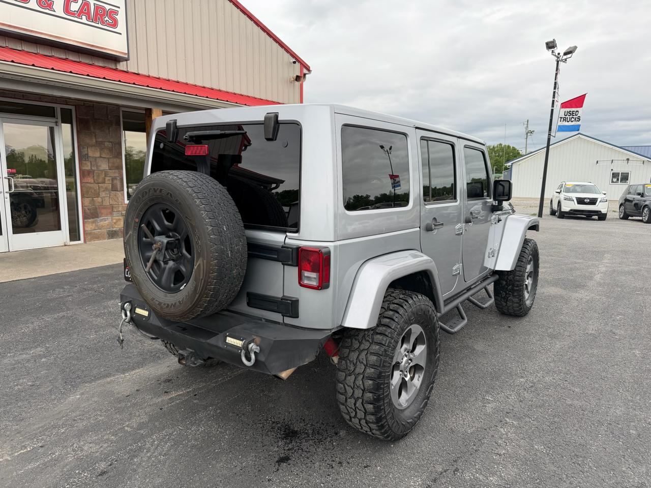 Jeep Wrangler Unlimited 4WD 4dr Sahara 2016