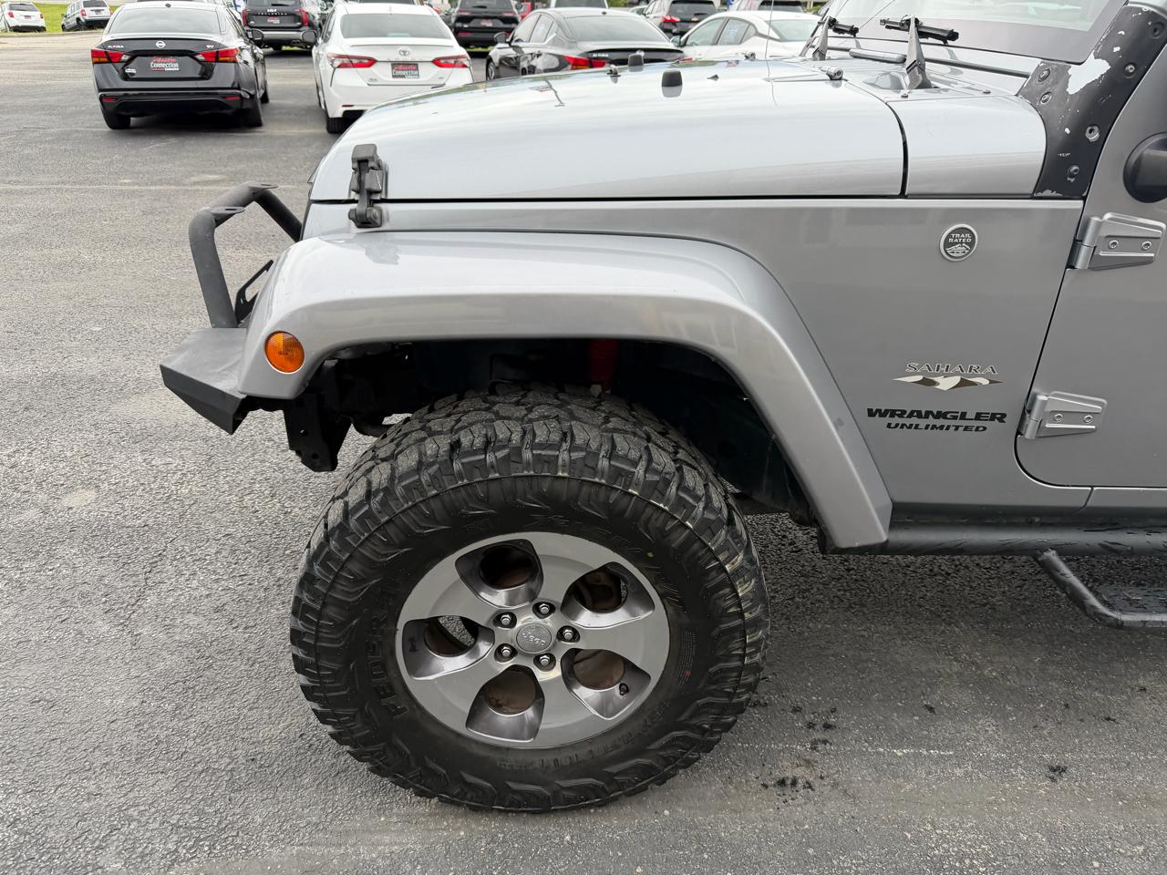 Jeep Wrangler Unlimited 4WD 4dr Sahara 2016