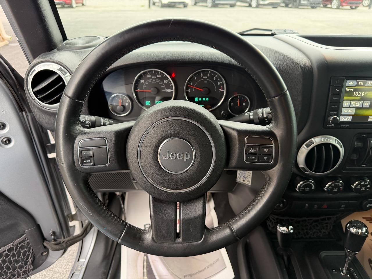Jeep Wrangler Unlimited 4WD 4dr Sahara 2016
