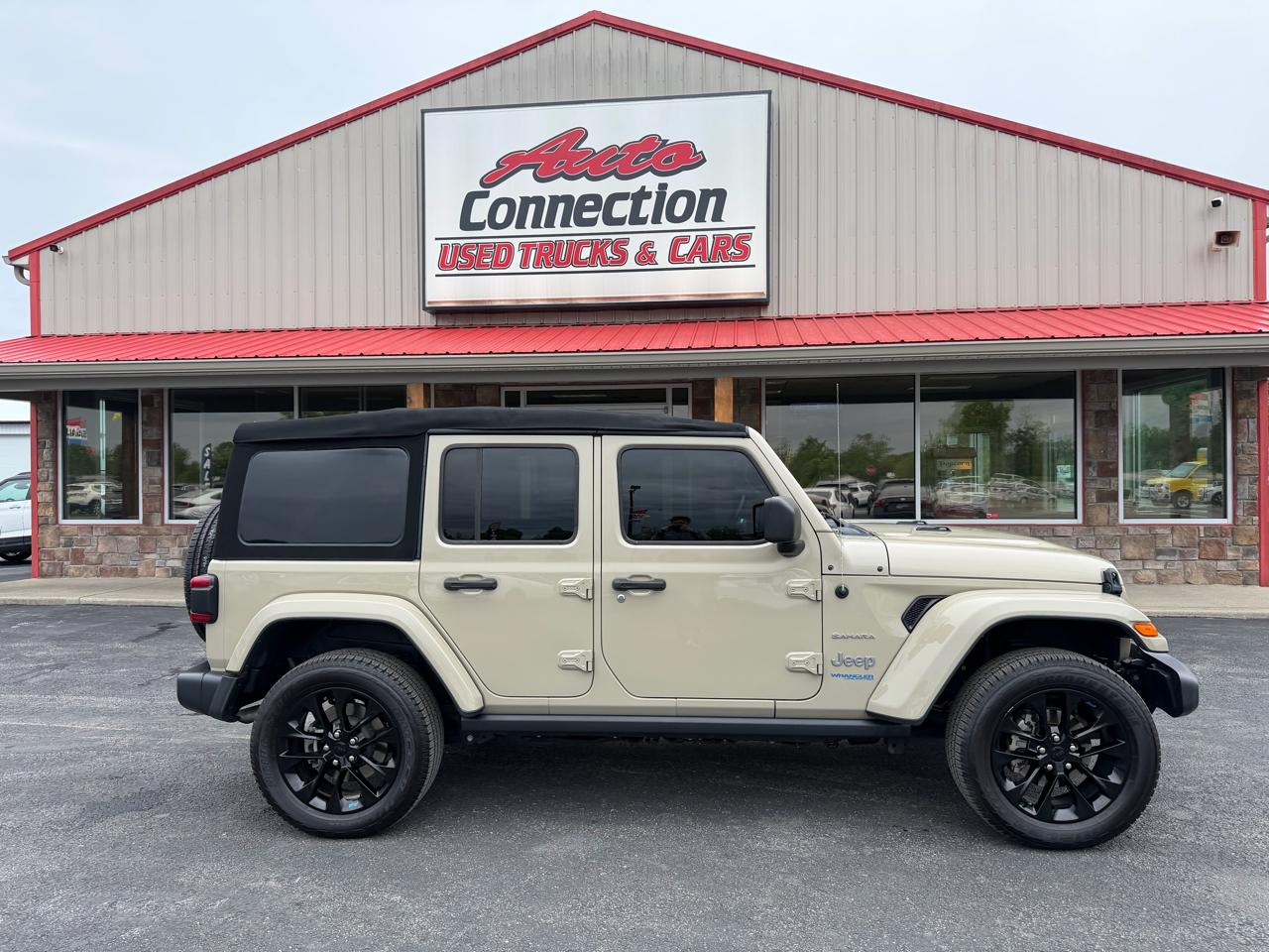 Jeep Wrangler 4xe Unlimited Sahara 4x4 2022