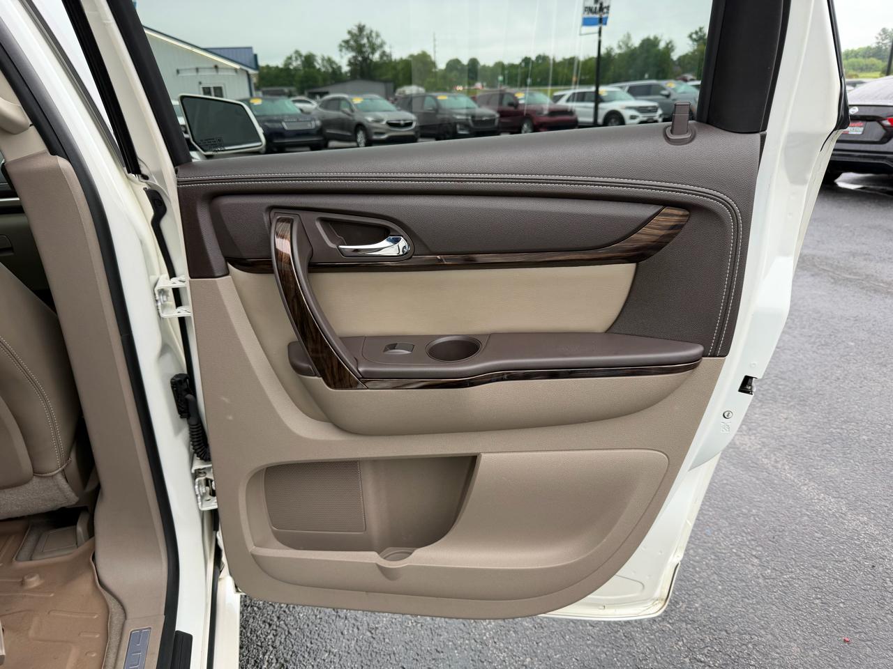 GMC Acadia FWD 4dr Denali 2014