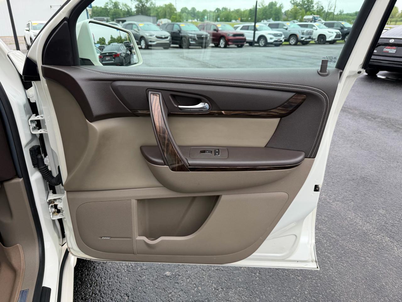 GMC Acadia FWD 4dr Denali 2014