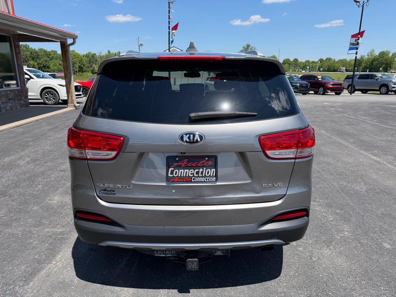 Kia Sorento AWD 4dr 3.3L EX 2016