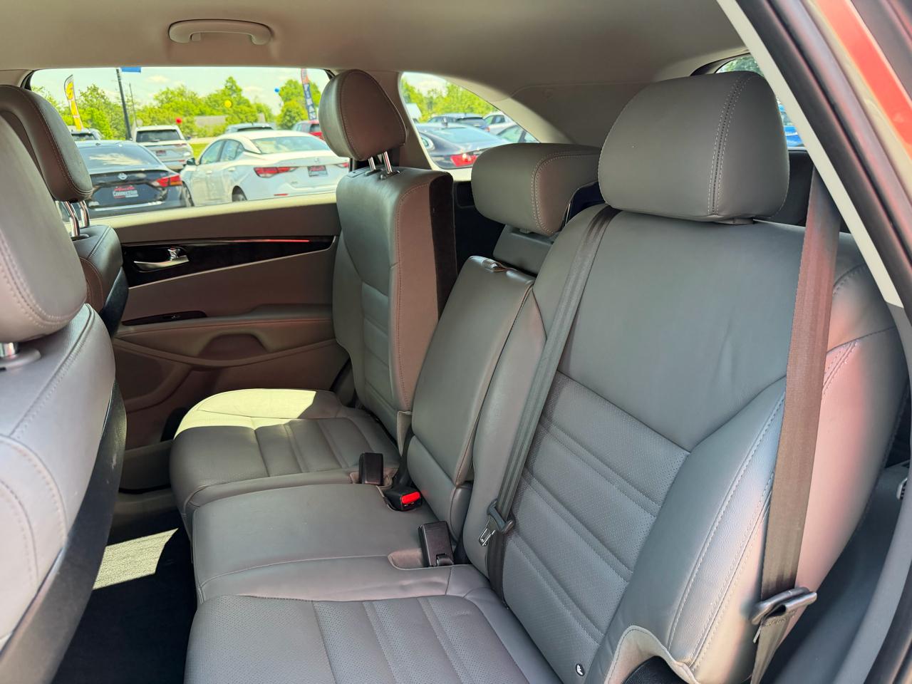 Kia Sorento AWD 4dr 3.3L EX 2016