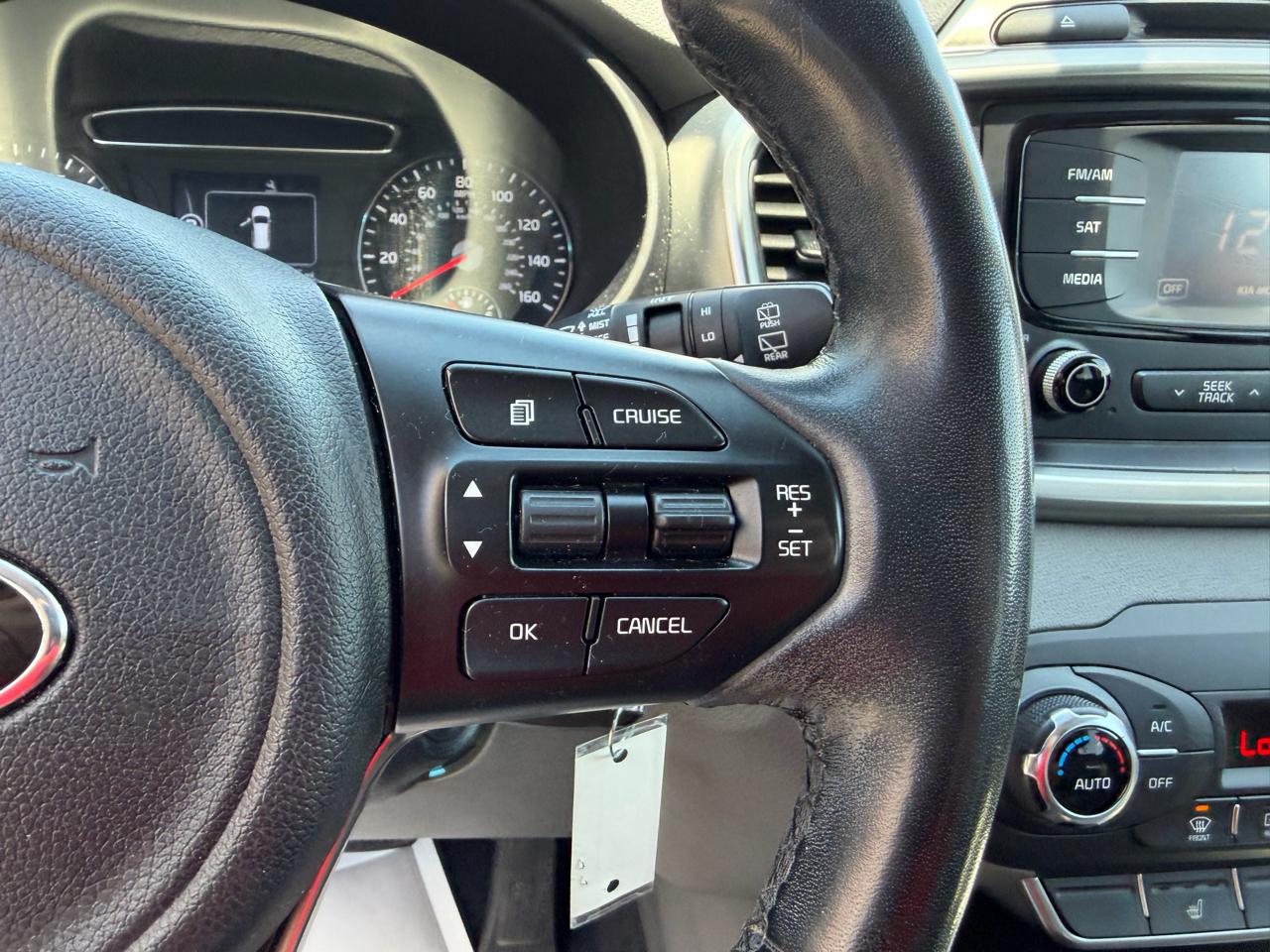 Kia Sorento AWD 4dr 3.3L EX 2016